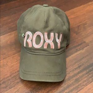 Roxy hat